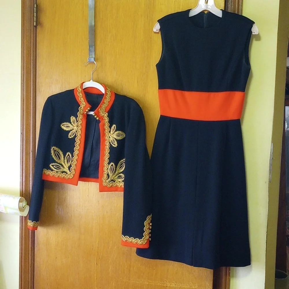 Vintage Sleeveless Dress w/ Matching Jacket. Black, Red & Gold - Picture 3 of 6